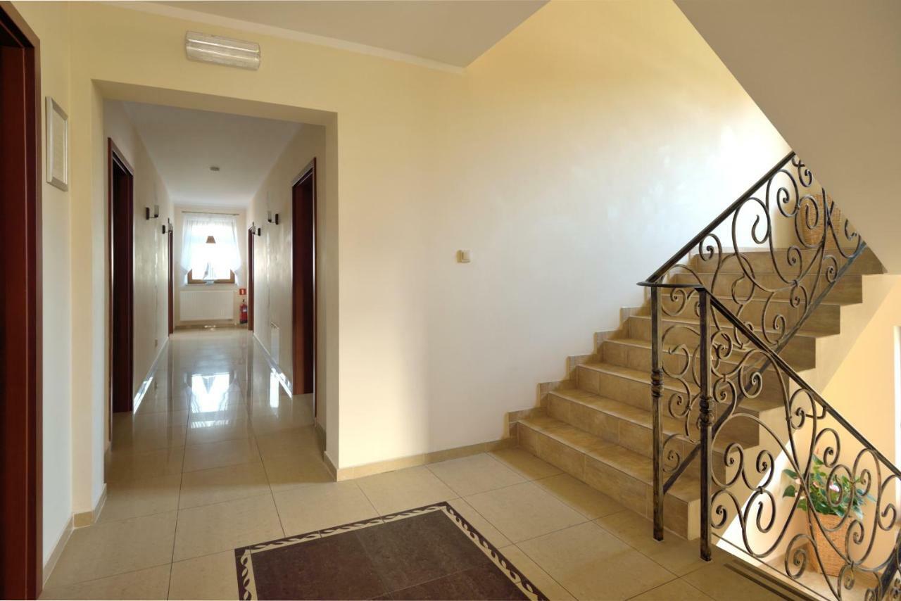 Villa Szelega Поберово Екстериор снимка
